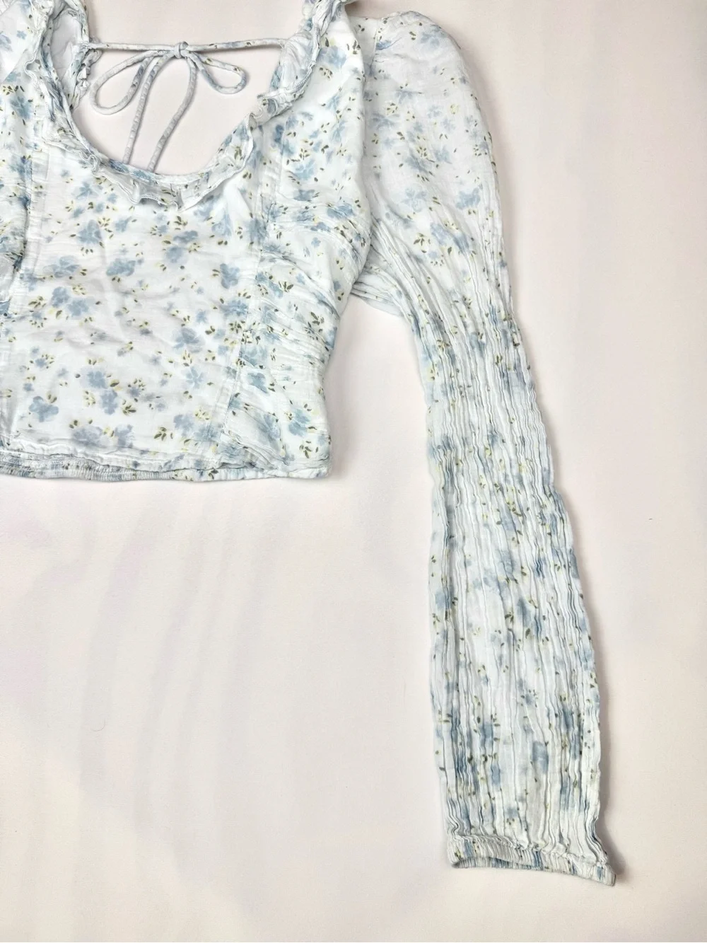 Free People Blue Floral Puff Sleeve Smocked Cottagecore Crop Top‎ XS S